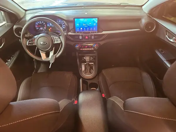 3KPF24ADXKE123263 2019 KIA FORTE - Image 8