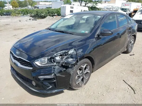 3KPF24ADXKE123456 2019 KIA FORTE - Image 2