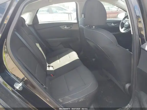 3KPF24ADXKE123456 2019 KIA FORTE - Image 8