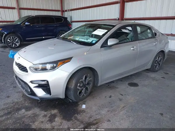 3KPF24ADXKE125286 2019 KIA FORTE - Image 2