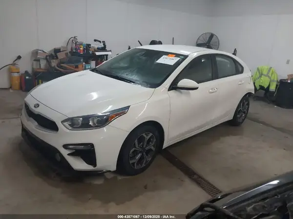 3KPF24ADXKE126616 2019 KIA FORTE - Image 2
