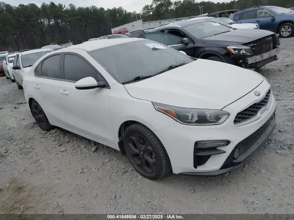 3KPF24ADXKE127538 2019 KIA FORTE - Image 1