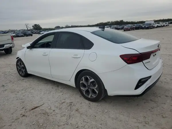 3KPF24ADXKE127541 2019 KIA FORTE - Image 2