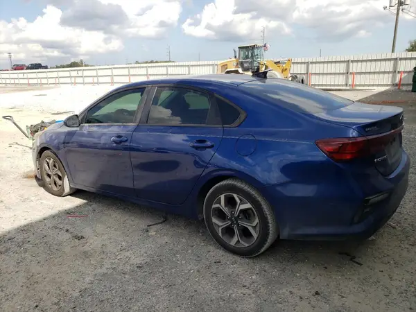 3KPF24ADXKE129533 2019 KIA FORTE - Image 2