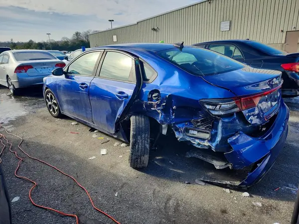 3KPF24ADXKE131640 2019 KIA FORTE - Image 2