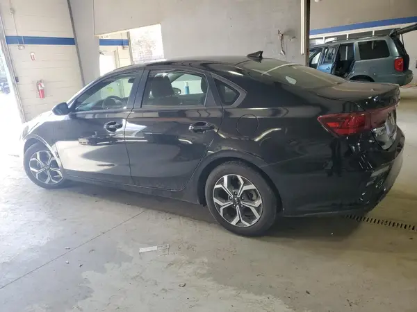 3KPF24ADXKE133680 2019 KIA FORTE - Image 2