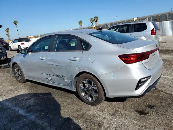 3KPF24ADXKE138524 2019 KIA FORTE - Image 2