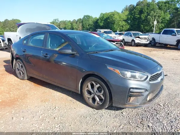 3KPF24ADXKE139561 2019 KIA FORTE - Image 1
