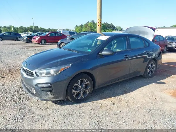 3KPF24ADXKE139561 2019 KIA FORTE - Image 2