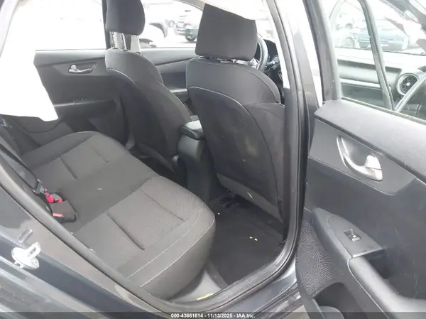 3KPF24ADXLE142848 2020 KIA FORTE - Image 8