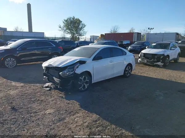3KPF24ADXLE144633 2020 KIA FORTE - Image 2