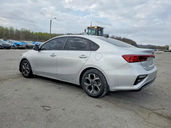 3KPF24ADXLE150626 2020 KIA FORTE - Image 2