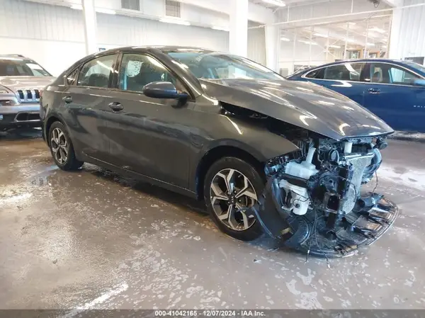 3KPF24ADXLE174165 2020 KIA FORTE - Image 1