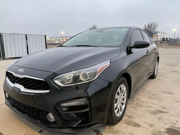3KPF24ADXLE182587 2020 KIA FORTE - Image 2