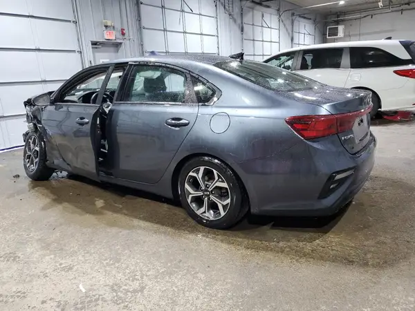 3KPF24ADXLE184078 2020 KIA FORTE - Image 2