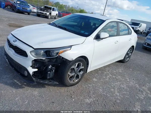 3KPF24ADXLE184243 2020 KIA FORTE - Image 2