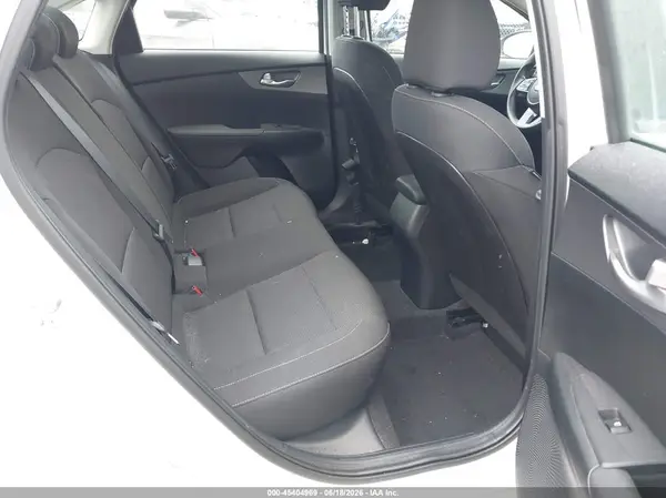 3KPF24ADXLE186249 2020 KIA FORTE - Image 8
