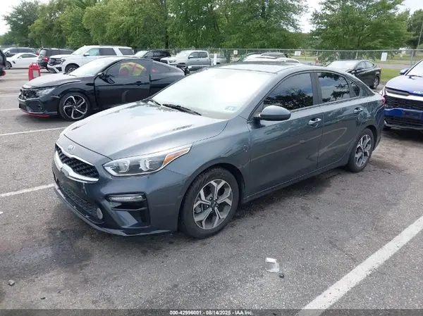 3KPF24ADXLE189054 2020 KIA FORTE - Image 2