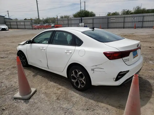 3KPF24ADXLE193525 2020 KIA FORTE - Image 2
