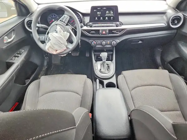 3KPF24ADXLE196960 2020 KIA FORTE - Image 8