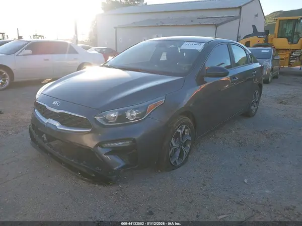 3KPF24ADXLE201820 2020 KIA FORTE - Image 2