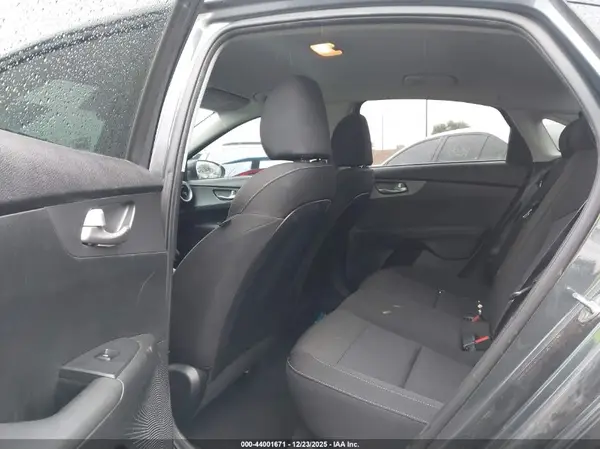 3KPF24ADXLE202353 2020 KIA FORTE - Image 8