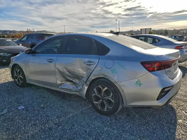 3KPF24ADXLE204717 2020 KIA FORTE - Image 2