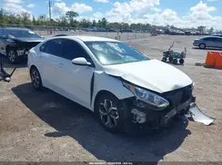 3KPF24ADXLE205656 2020 KIA FORTE