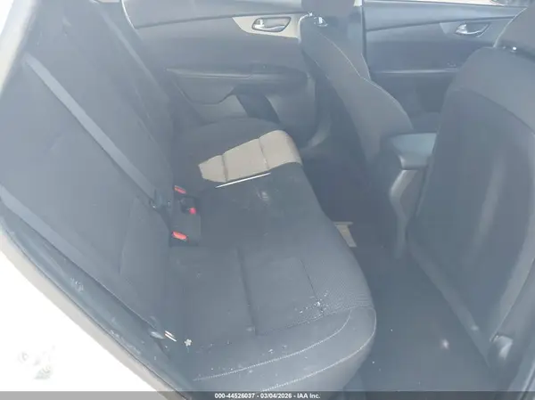 3KPF24ADXLE205656 2020 KIA FORTE - Image 8