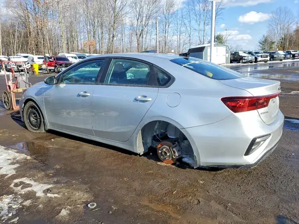 3KPF24ADXLE205897 2020 KIA FORTE - Image 2