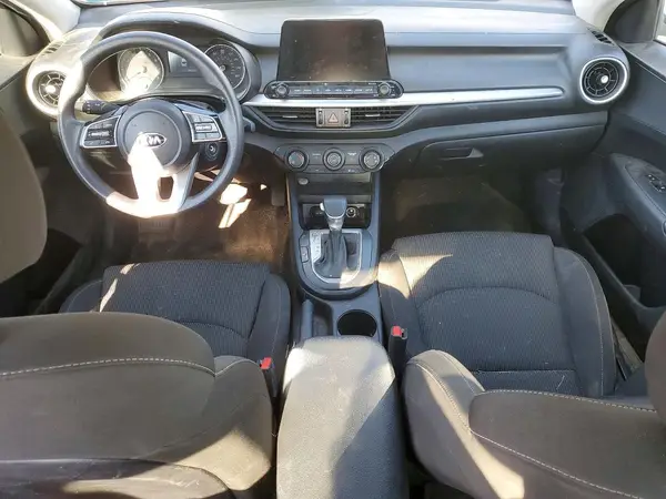 3KPF24ADXLE205897 2020 KIA FORTE - Image 8