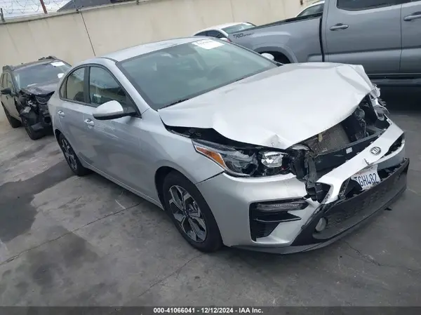 3KPF24ADXLE208508 2020 KIA FORTE - Image 1