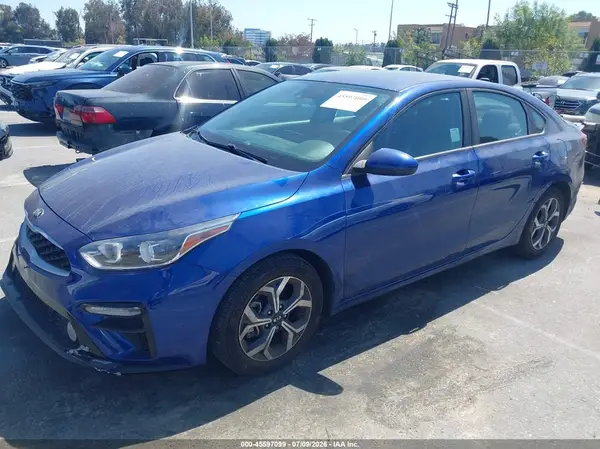 3KPF24ADXLE209559 2020 KIA FORTE - Image 2