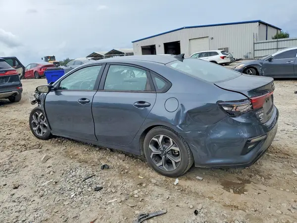 3KPF24ADXLE213286 2020 KIA FORTE - Image 2