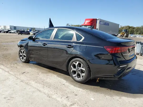 3KPF24ADXLE217533 2020 KIA FORTE - Image 2