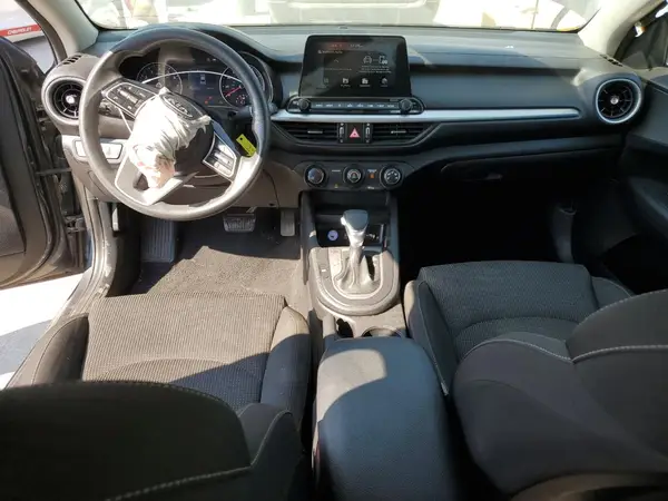 3KPF24ADXLE235630 2020 KIA FORTE - Image 8