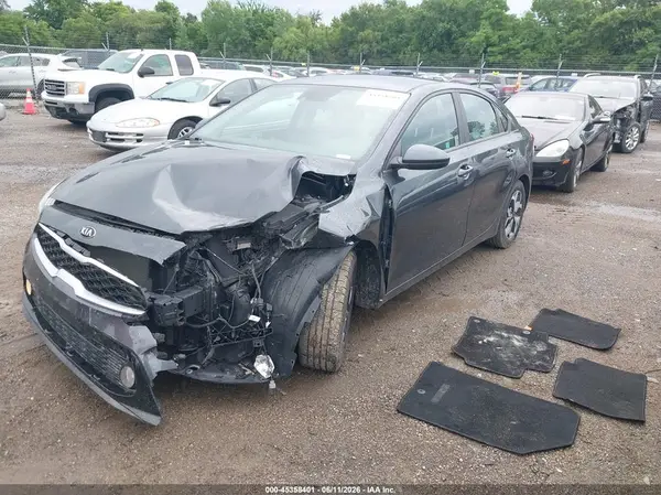 3KPF24ADXLE239094 2020 KIA FORTE - Image 2
