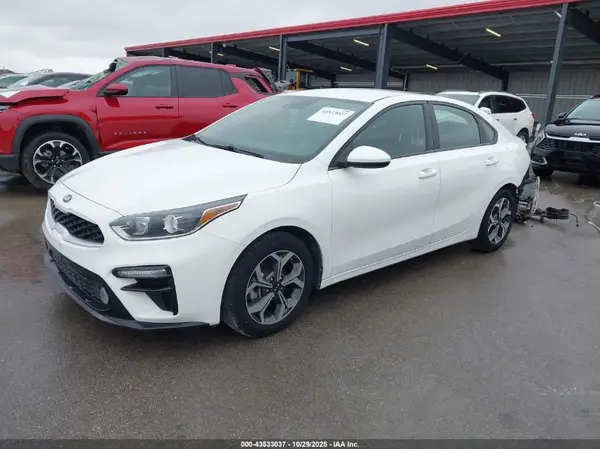 3KPF24ADXLE240164 2020 KIA FORTE - Image 2