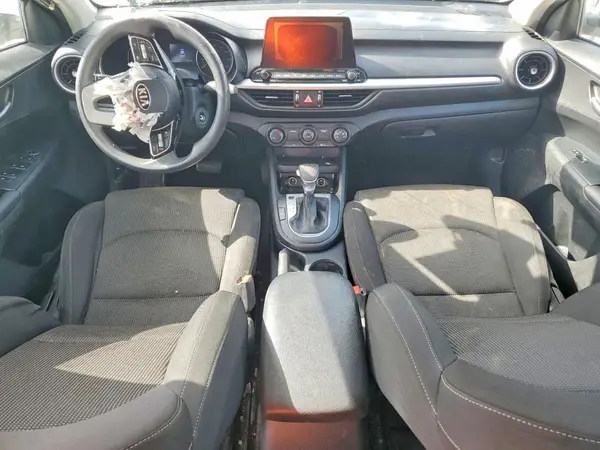 3KPF24ADXLE241637 2020 KIA FORTE - Image 8