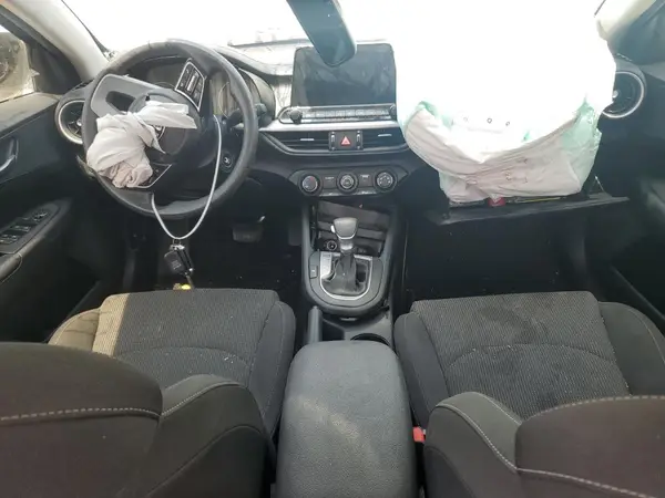 3KPF24ADXLE242867 2020 KIA FORTE - Image 8