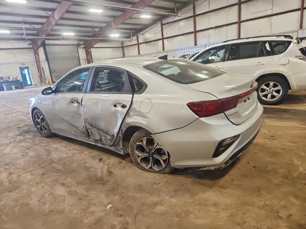 3KPF24ADXLE247888 2020 KIA FORTE - Image 2