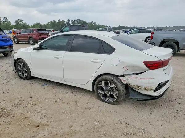 3KPF24ADXLE260656 2020 KIA FORTE - Image 2