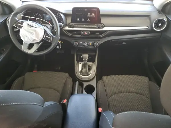 3KPF24ADXME263106 2021 KIA FORTE - Image 8