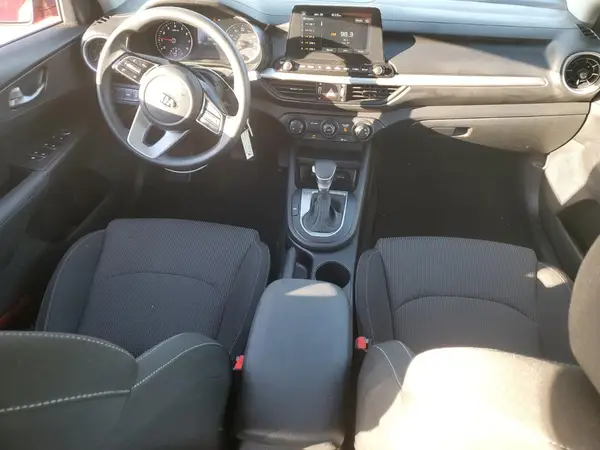 3KPF24ADXME265440 2021 KIA FORTE - Image 8