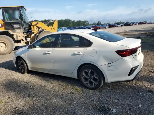 3KPF24ADXME267219 2021 KIA FORTE - Image 2