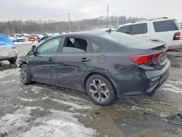3KPF24ADXME267592 2021 KIA FORTE - Image 2