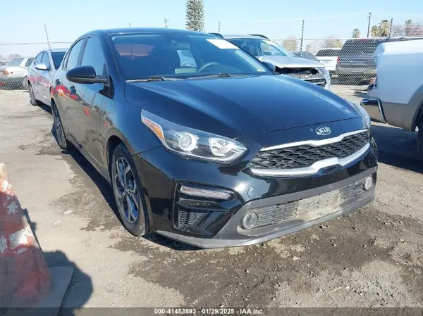 3KPF24ADXME271884 2021 KIA FORTE - Image 1