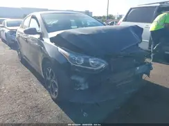 3KPF24ADXME272002 2021 KIA FORTE