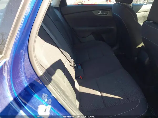 3KPF24ADXME272212 2021 KIA FORTE - Image 8