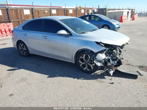 3KPF24ADXME273991 2021 KIA FORTE - Image 1